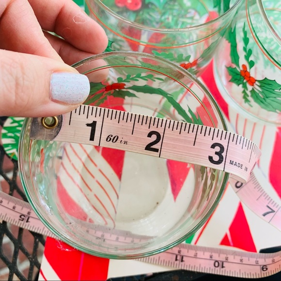 Set of 8 Vintage Holly berries glass juice eggnog Christmas cups glasses… - Picture 8 of 8